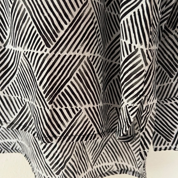 Foxcroft Patterned 100% Tencel Easy Care Button Down Blouse New 14 - Picture 5 of 9